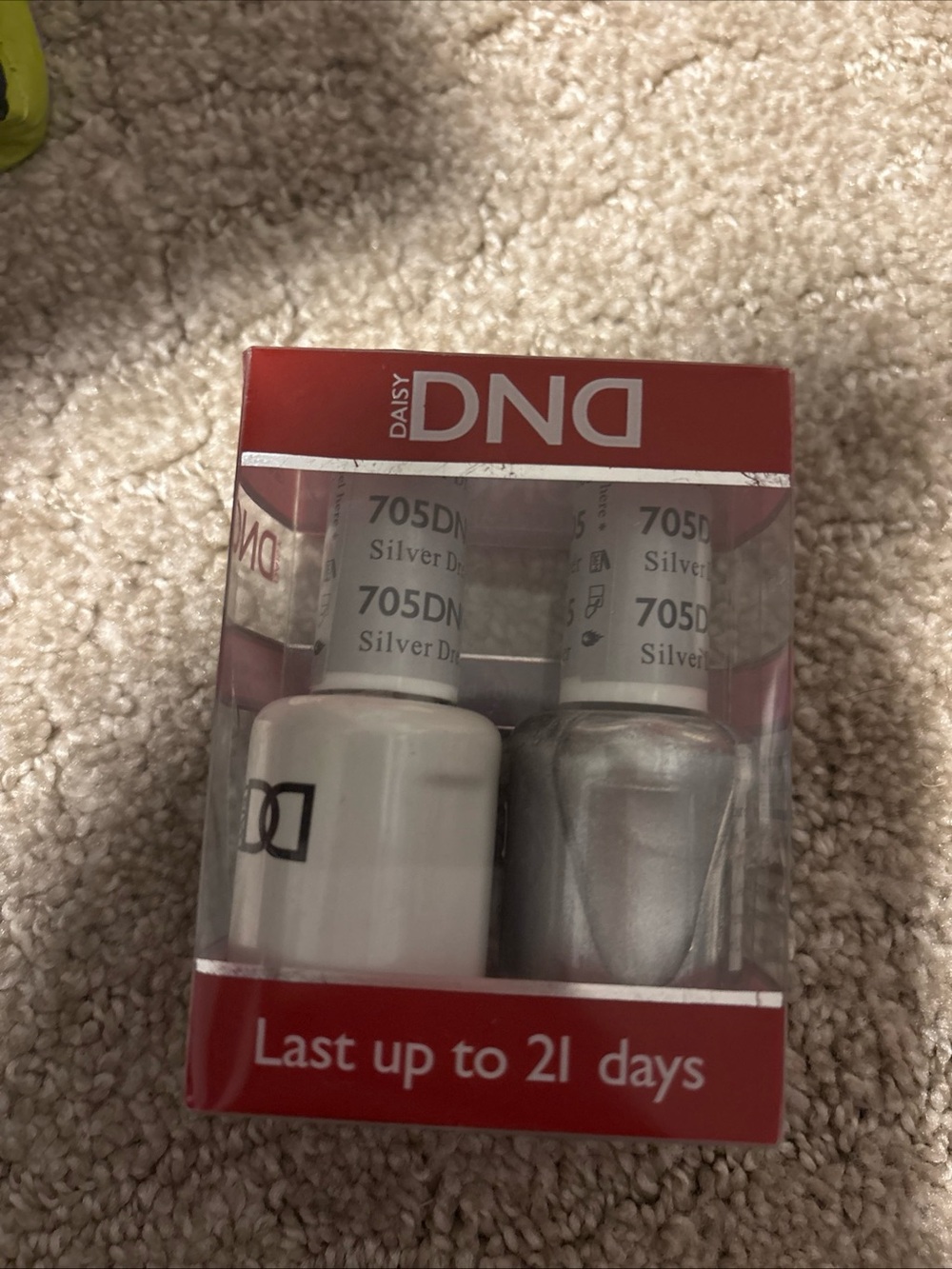 DND Daisy Soak Off Gel-Polish Duo .5oz LED/UV #705 Silver Dreamer